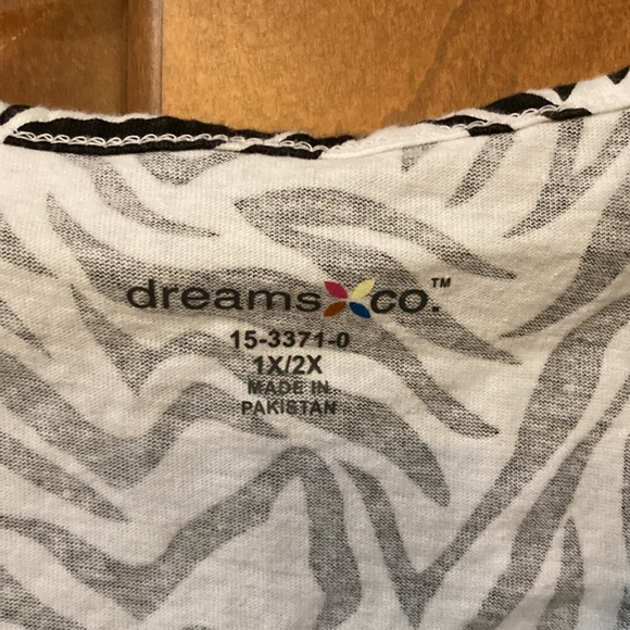 Dreams Co zebra print short sleeve dress 1X/2X - Picture 2 of 5